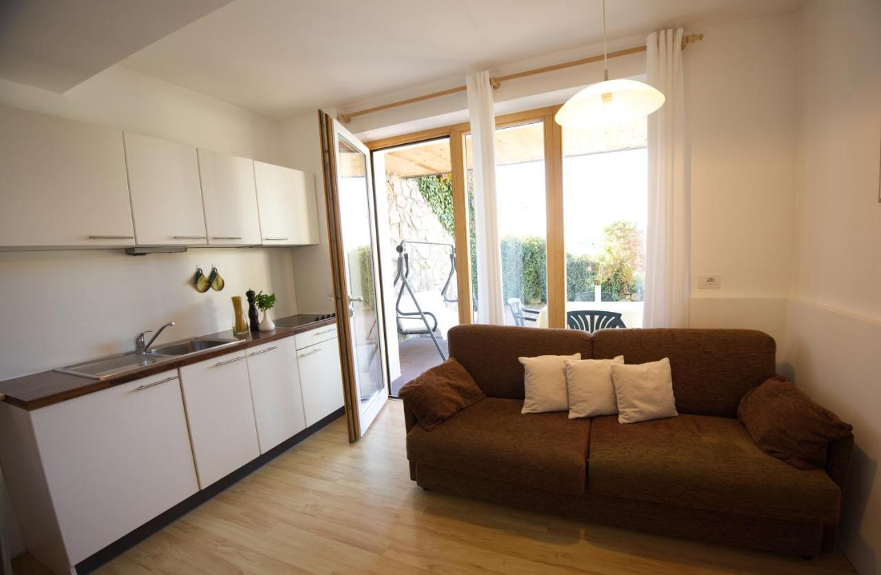 Panorama Residence Schlossblick - Apartments Erdgeschoss Rodengo Kültér fotó